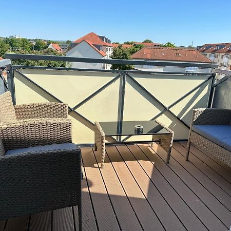 Gemuetliche Neurenovierte Dachgeschosswohnung Erfurt Exteriör bild