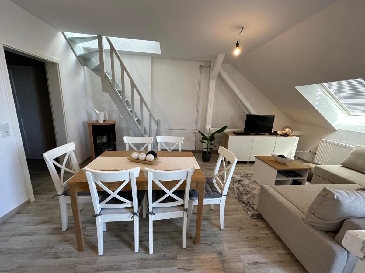 Gemuetliche Neurenovierte Dachgeschosswohnung Erfurt Exteriör bild