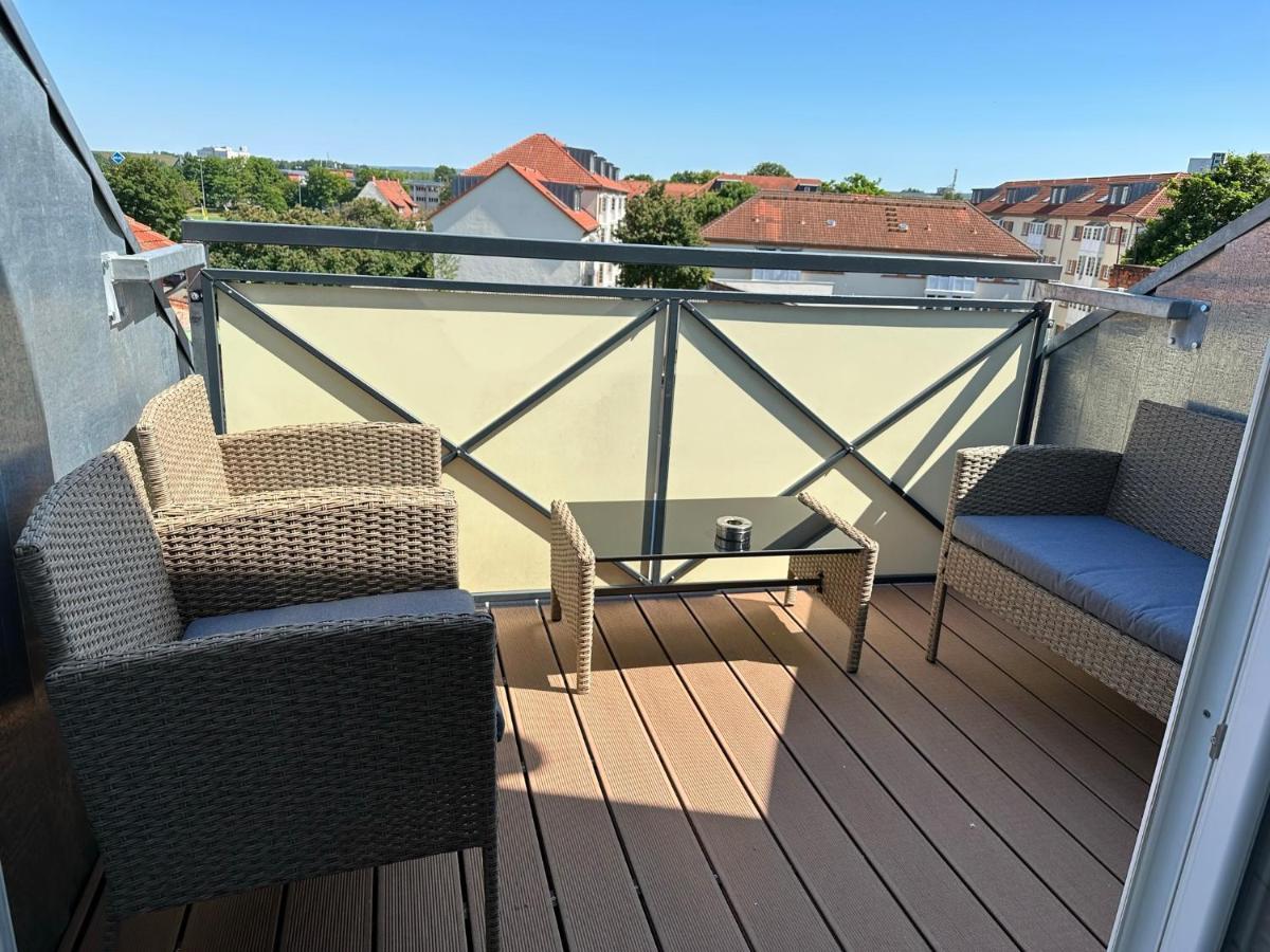 Gemuetliche Neurenovierte Dachgeschosswohnung Erfurt Exteriör bild